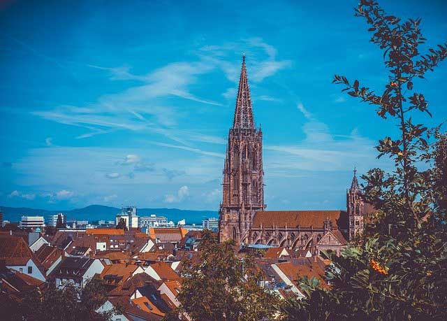 The M�nster dates from the 13th century, Freiburg.