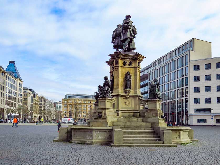 Johannes Gutenberg Monument, Frankfurt.