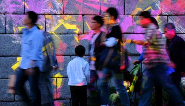 Lightshow along Cheonggyecheon.