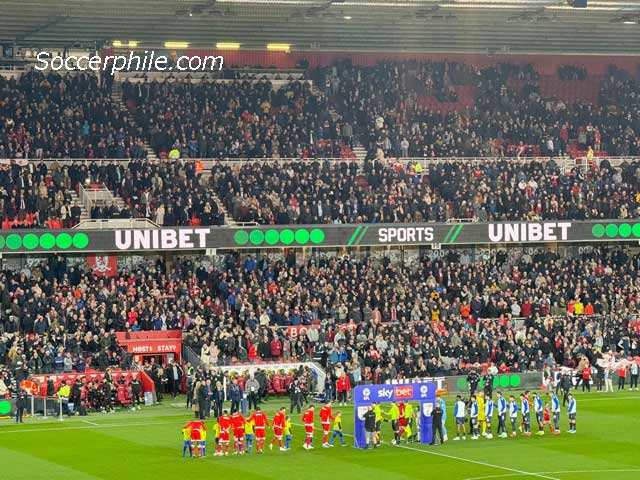 Middlesbrough take on Leeds United in the Championship, 2025.