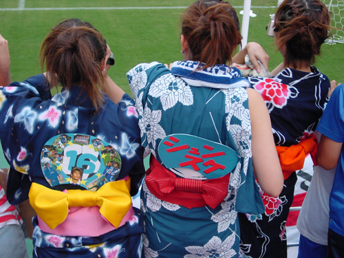 Japanese female fans in kimono