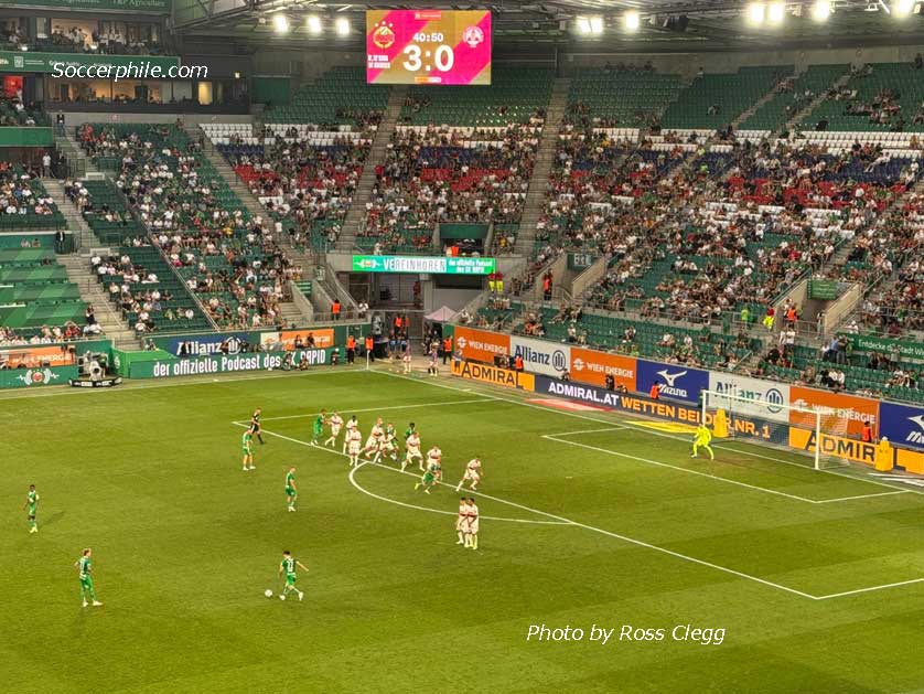 Rapid Wien v Grazer AK.