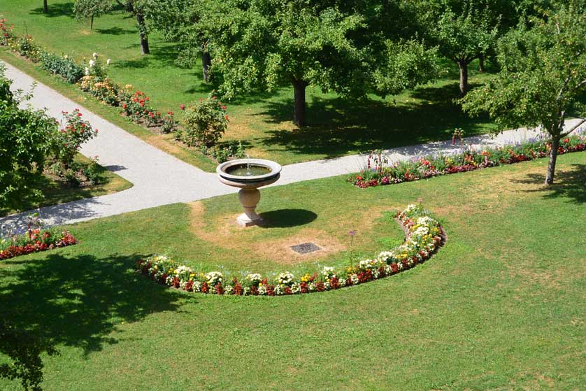 The lovely gardens at Dachau Palace.