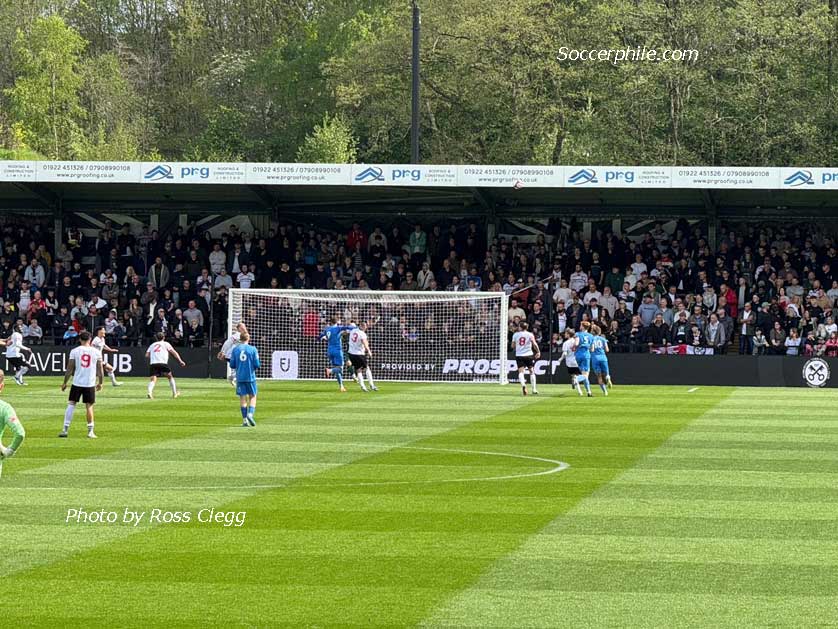 Hednesford Town v Warrington Rylands.
