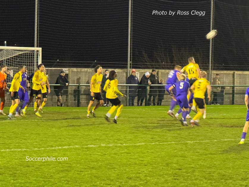 Hucknall Town v Grantham Town.