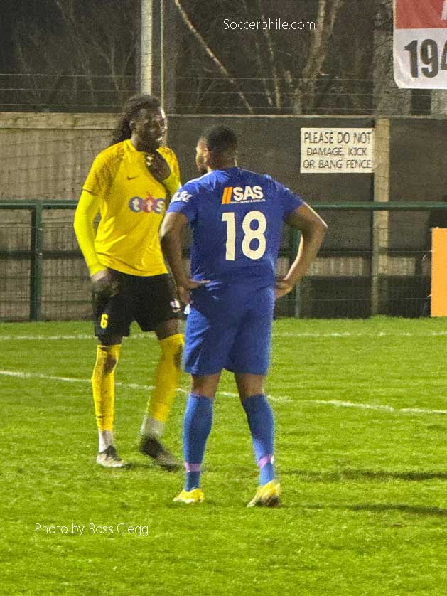 Hucknall Town v Harrowby United.