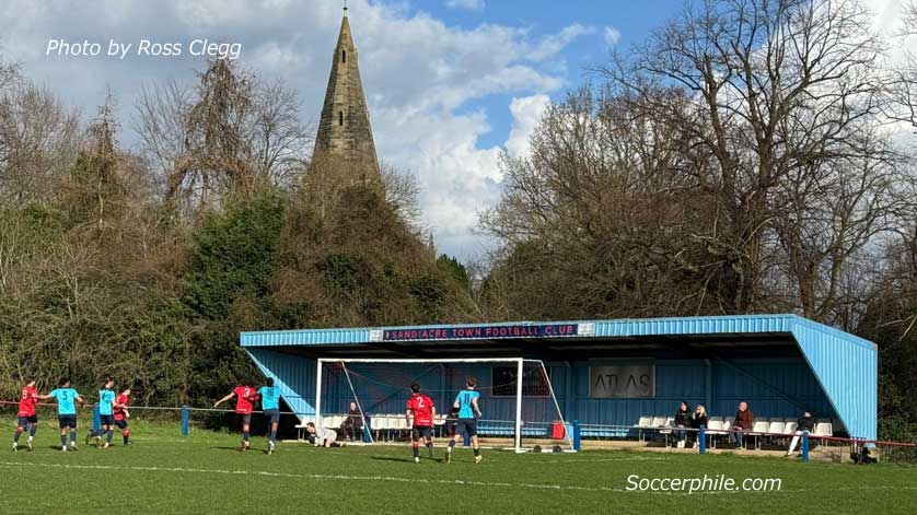 St Giles Park is the home of Sandiacre Town.