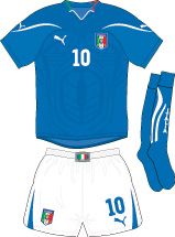 Italy team jersey kit 1 (c) Soccerphile.