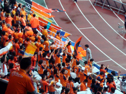 Shimizu fans.